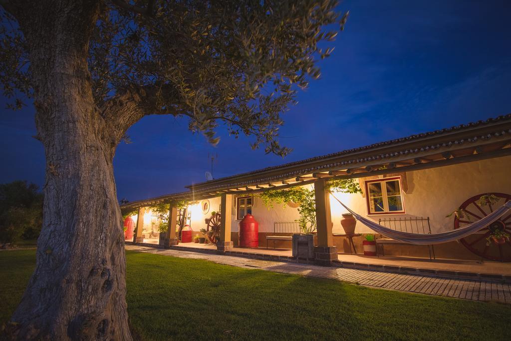 Monte Chalaca - Turismo Rural فيريرا دو ألينتيخو المظهر الخارجي الصورة