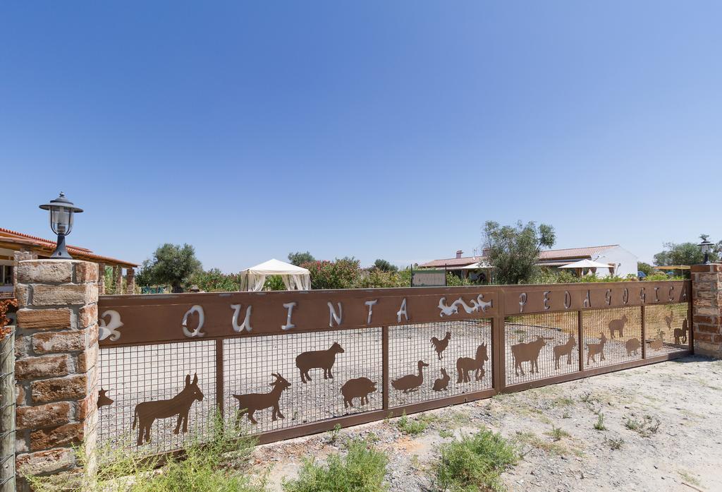 Monte Chalaca - Turismo Rural فيريرا دو ألينتيخو المظهر الخارجي الصورة